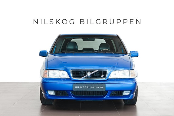 Volvo V70 3 of 20