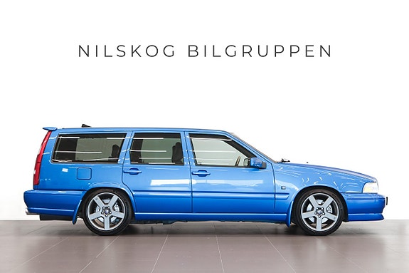 Volvo V70 4 of 20