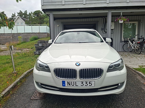BMW 520d 5 of 6