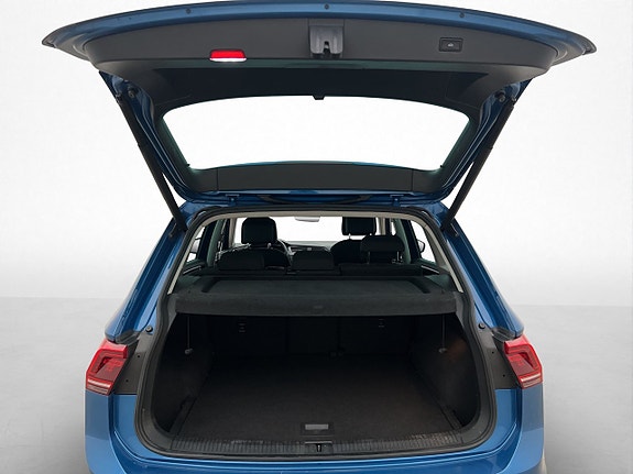 Volkswagen Tiguan 10 of 27