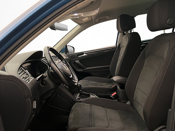 Volkswagen Tiguan 24 of 27