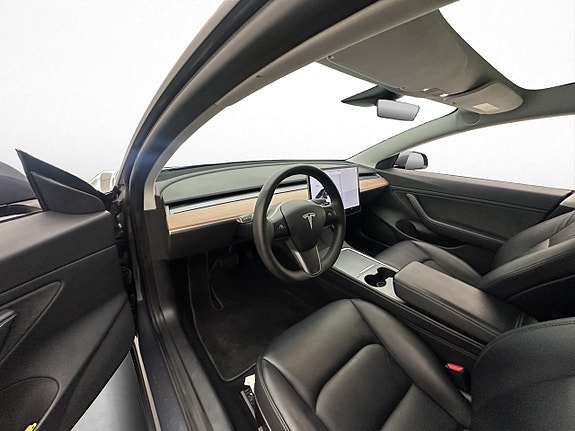 Tesla Model 3 12 of 30