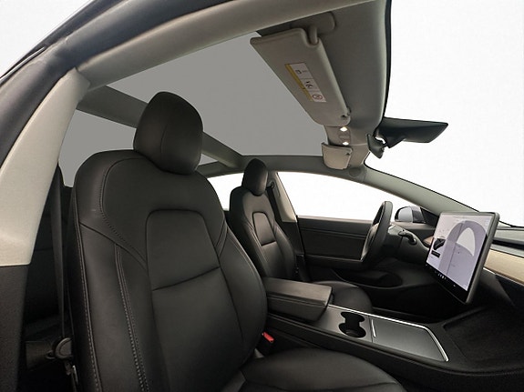 Tesla Model 3 15 of 30