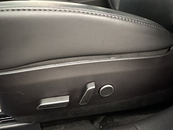 Tesla Model 3 30 of 30