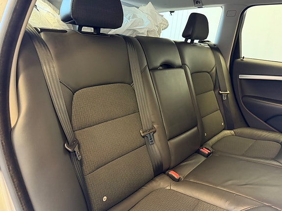 Volvo V70 9 of 13