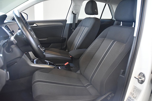 Volkswagen T-Roc 6 of 14