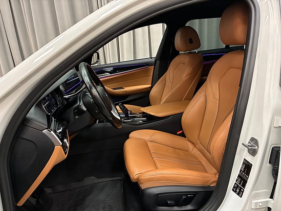 BMW 520d 8 of 16