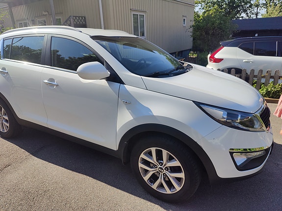 Kia Sportage 2 of 10