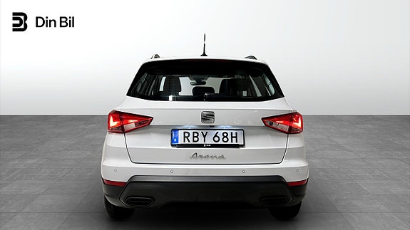 Seat Arona 5 of 18