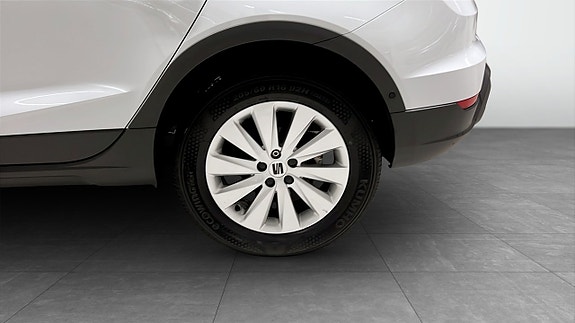 Seat Arona 6 of 18