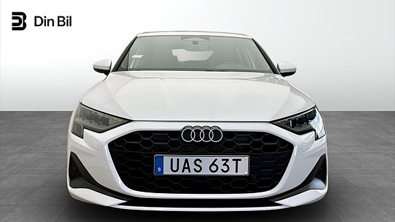 Audi A3 4 of 12