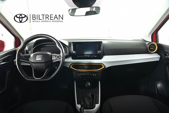 Seat Arona 8 of 16