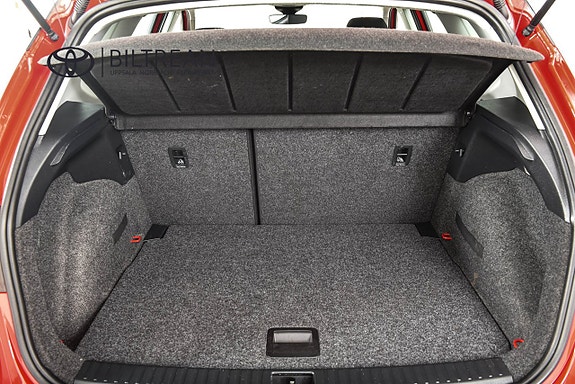 Seat Arona 9 of 16