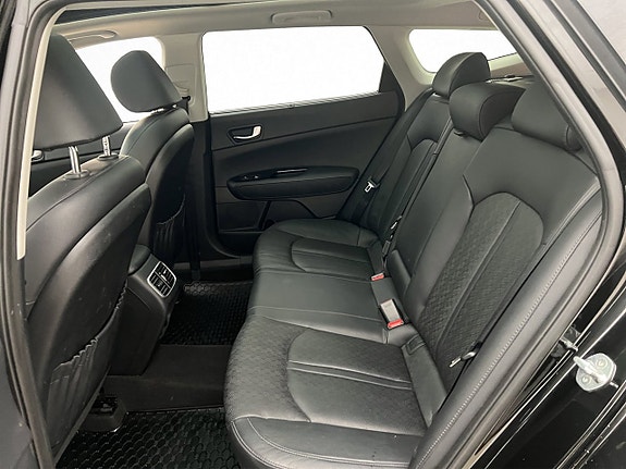 Kia Optima 26 of 30