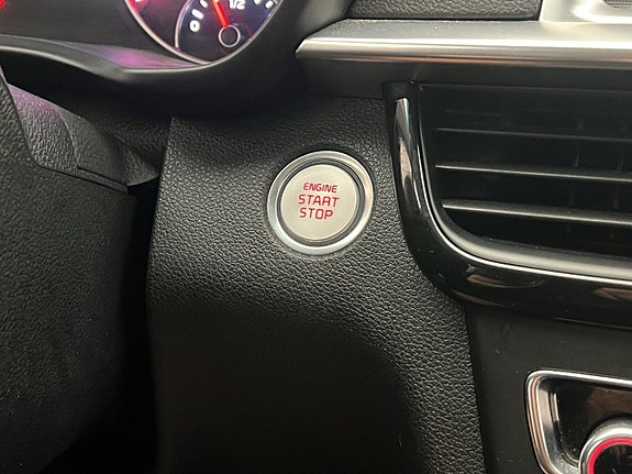 Kia Optima 17 of 30