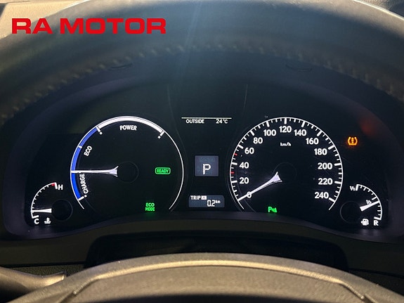 Lexus RX450h 18 of 27
