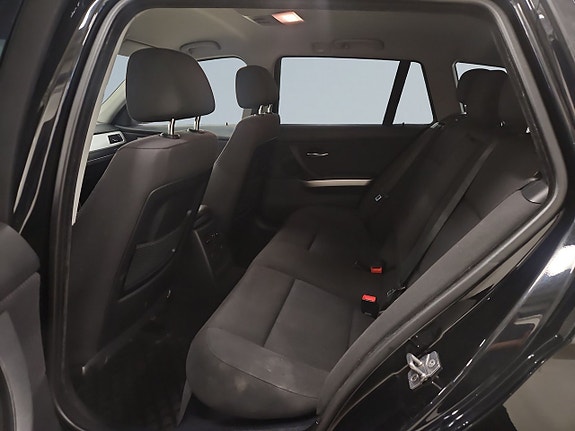 BMW 320d 16 of 20