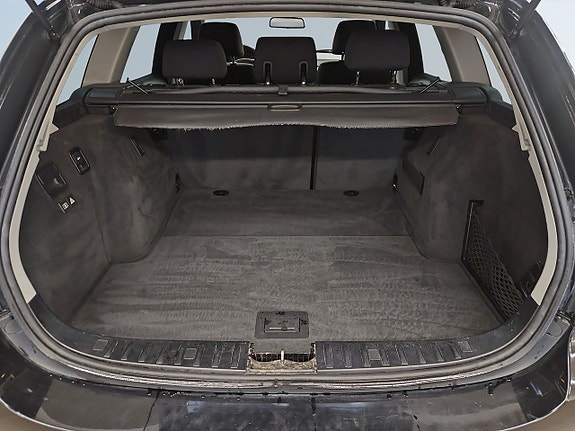 BMW 320d 15 of 20