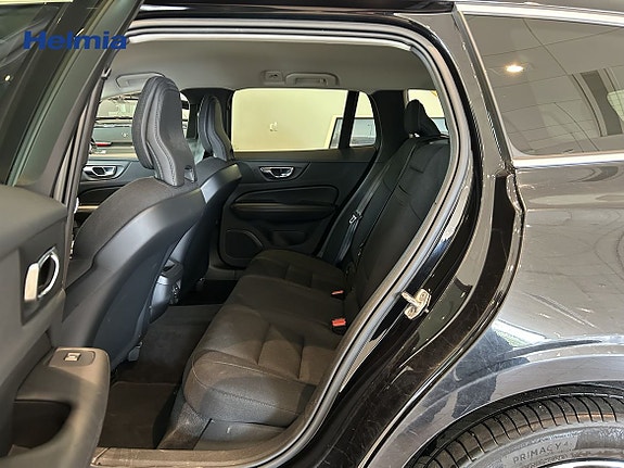 Volvo V60 6 of 13