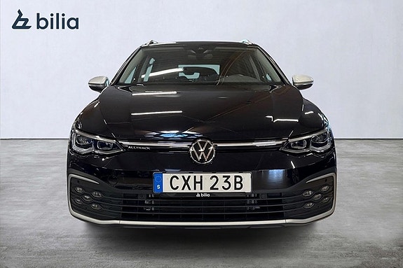 Volkswagen Golf Alltrack 5 of 15