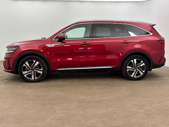 Kia Sorento 2 of 23
