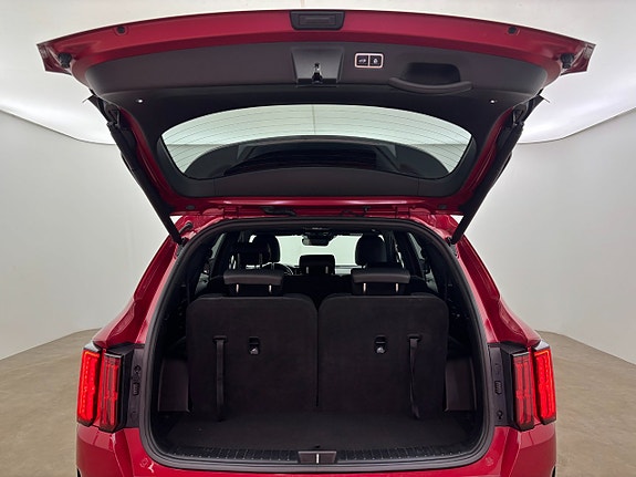 Kia Sorento 11 of 23