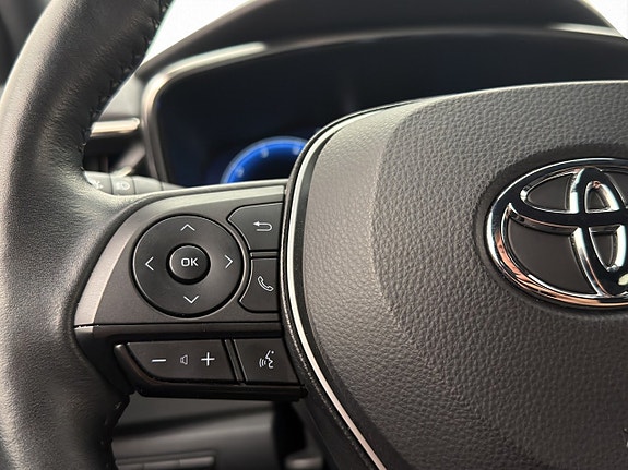 Toyota Corolla 16 of 30