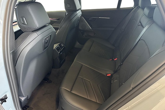 BMW i5 15 of 20