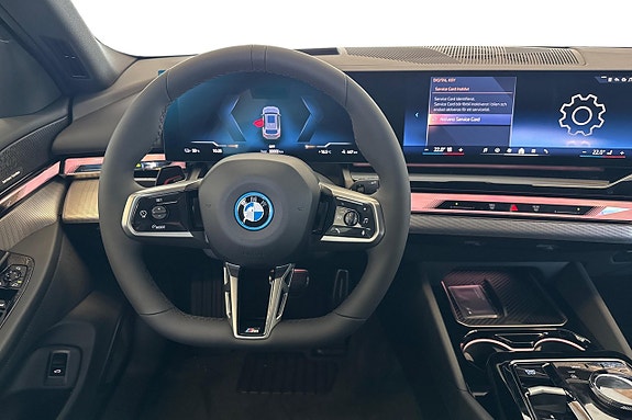 BMW i5 17 of 20