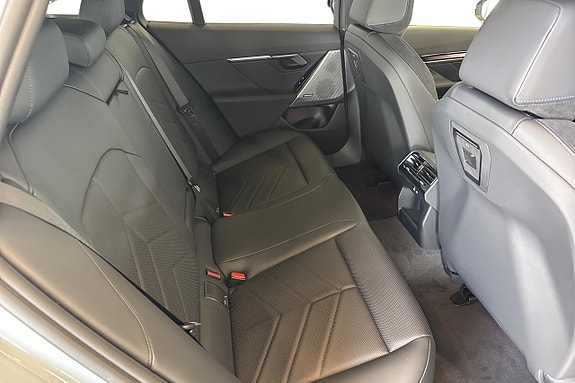 BMW i5 14 of 20