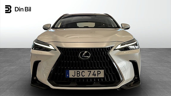 Lexus NX350h 4 of 15