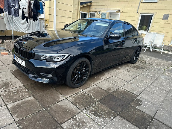 BMW 330e 6 of 9