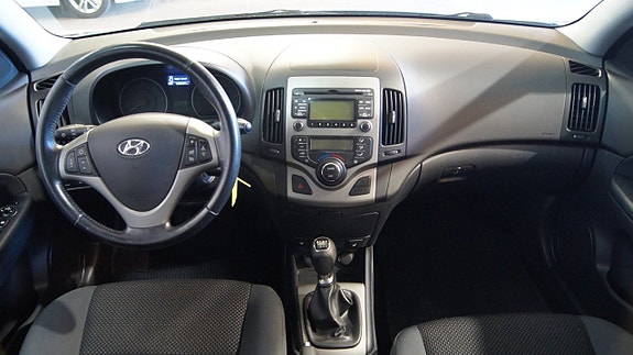 Hyundai i30 7 of 10