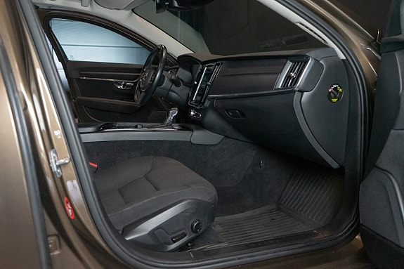 Volvo V90 14 of 18