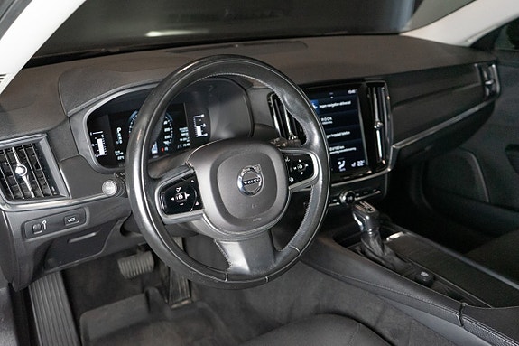 Volvo V90 12 of 18