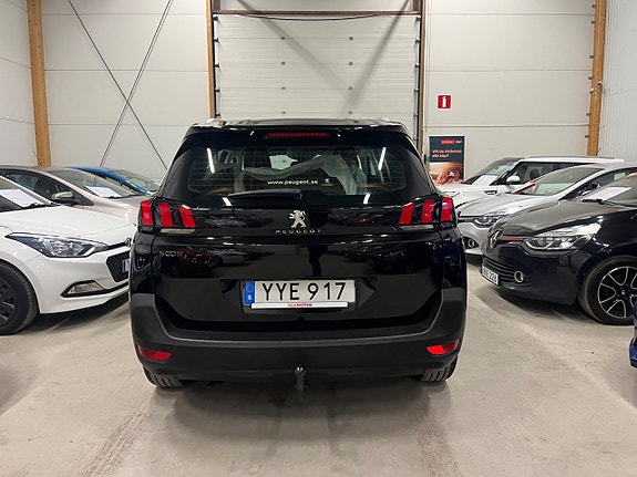 Peugeot 5008 6 of 18