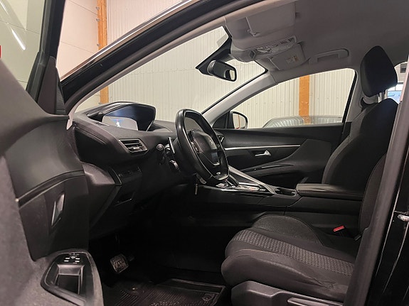 Peugeot 5008 15 of 18