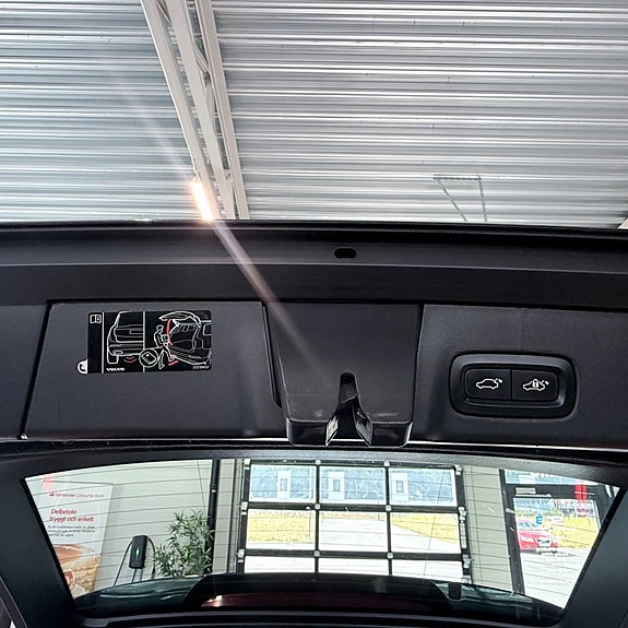 Volvo V90 Cross Country 6 of 22