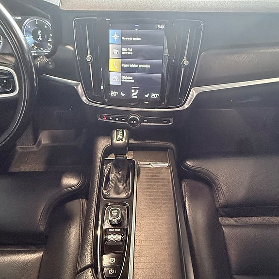 Volvo V90 Cross Country 18 of 22