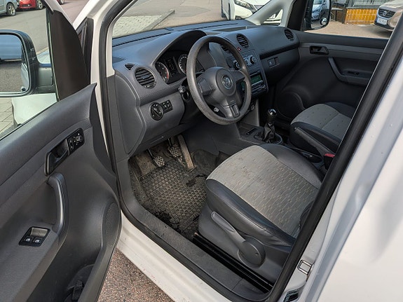 Volkswagen Caddy 10 of 13