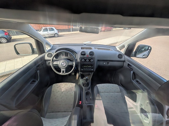 Volkswagen Caddy 9 of 13