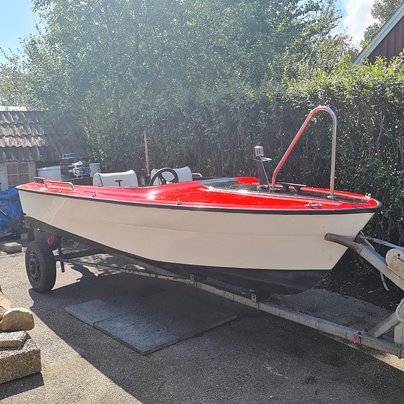 Monark/Crescent Avant 44 sport med mercury 50 hk 4 cylindrar 2 of 5