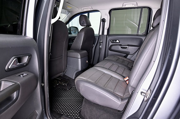 Volkswagen Amarok 9 of 23