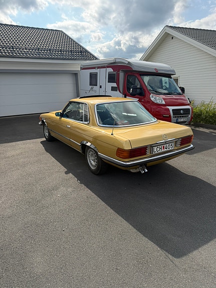 Mercedes-Benz 280 SLC 6 of 12