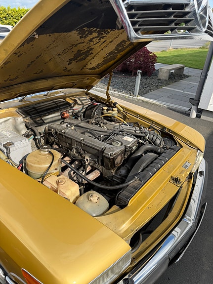Mercedes-Benz 280 SLC 12 of 12