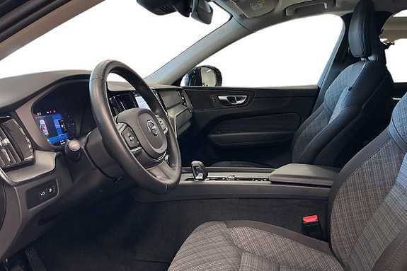 Volvo XC60 17 of 27