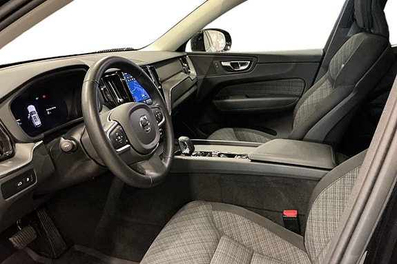 Volvo XC60 13 of 26