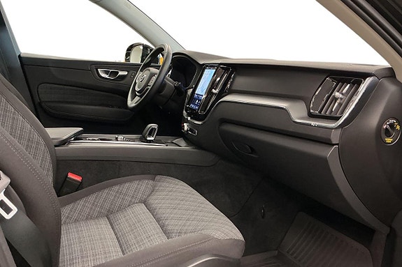 Volvo XC60 7 of 27
