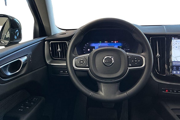 Volvo XC60 14 of 27