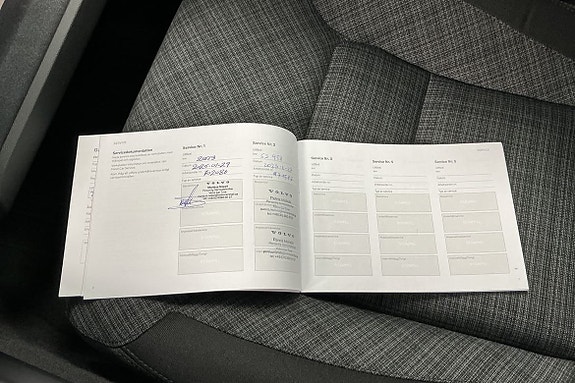 Volvo XC60 26 of 27
